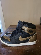 Air Jordan 1 Retro High OG Black Metallic Gold Size 11 Men's