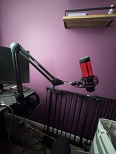 HyperX Quadcast Streaming Mic with Microphone Arm and Table Clamp for gaming