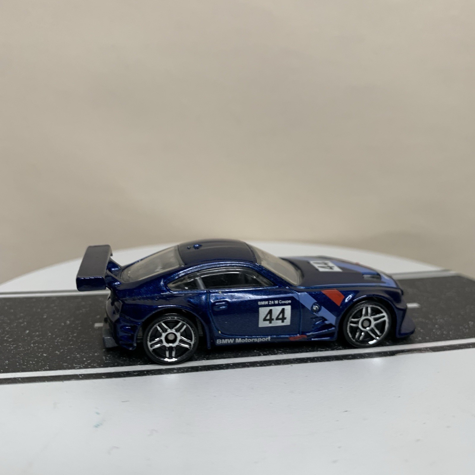 Hot Wheels BMW Series #3/5 #188/250 BMW Z4 M Motorsport Dark Blue w/PR5 Spoke