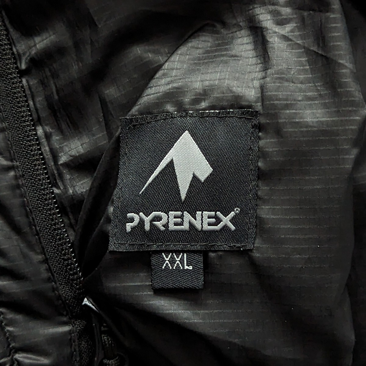 Pyrenex Treklight Camp Double-Sided Puffer Down Jacket Size Pyrenex Treklight Camp Double-Sided Puffer Down Jacket Size