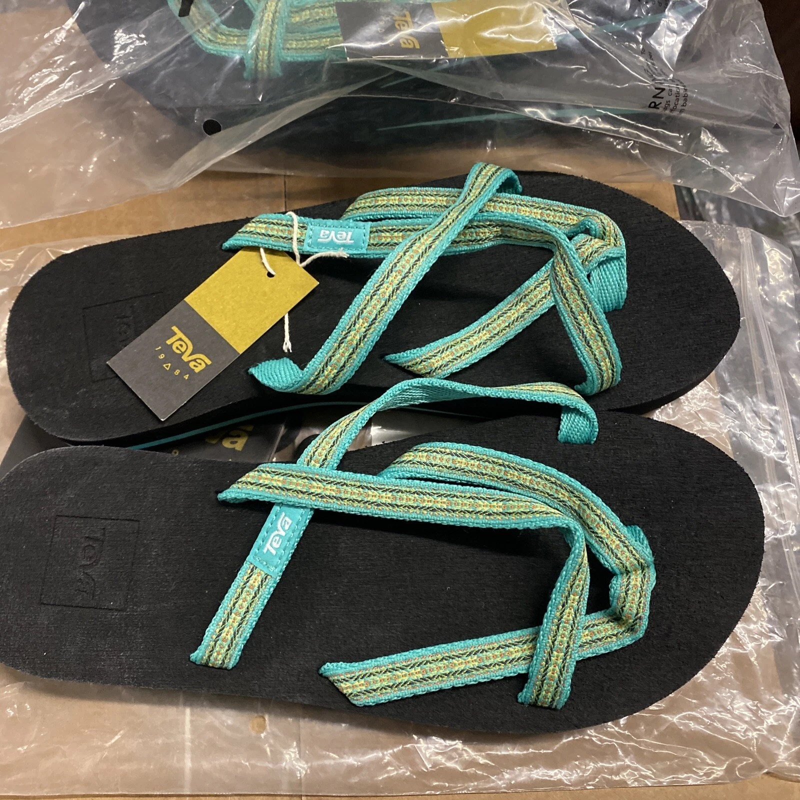 Teva flip flops womens olowaha pintado florida keys size 6