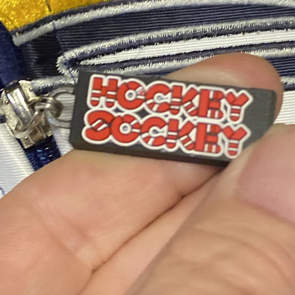 CALCETÍN DE HOCKEY NUEVO NHL BUFFALO SABRES Body/Pijama - Talla HOMBRE Pequeña NUEVO CON ETIQUETAS REGALO Foto 3 de 4