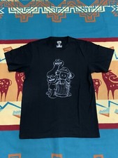 RARE?? KAWS Uniqlo Sesame Street Group T-Shirt Medium Black & White Faded Gang