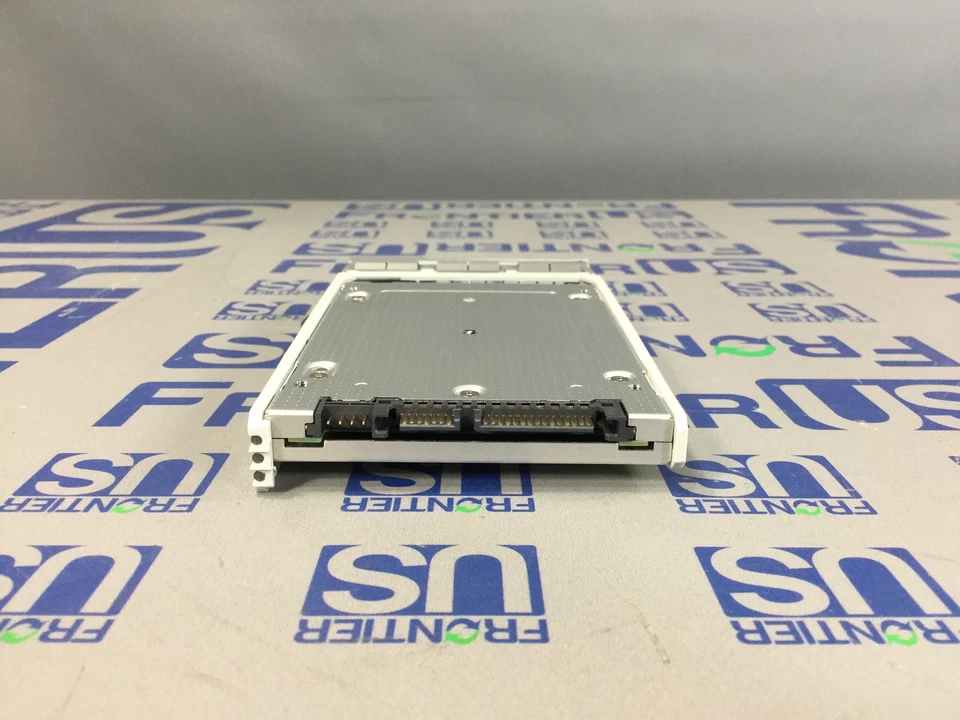 SUN ORACLE 512GB 2.5" SSD SATA-2 Disk Drive Assm 7010845 - Image 2 of 2