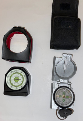 Kompass Marschkompass Altimeter (Höhenmessung) Barometer Thermometer