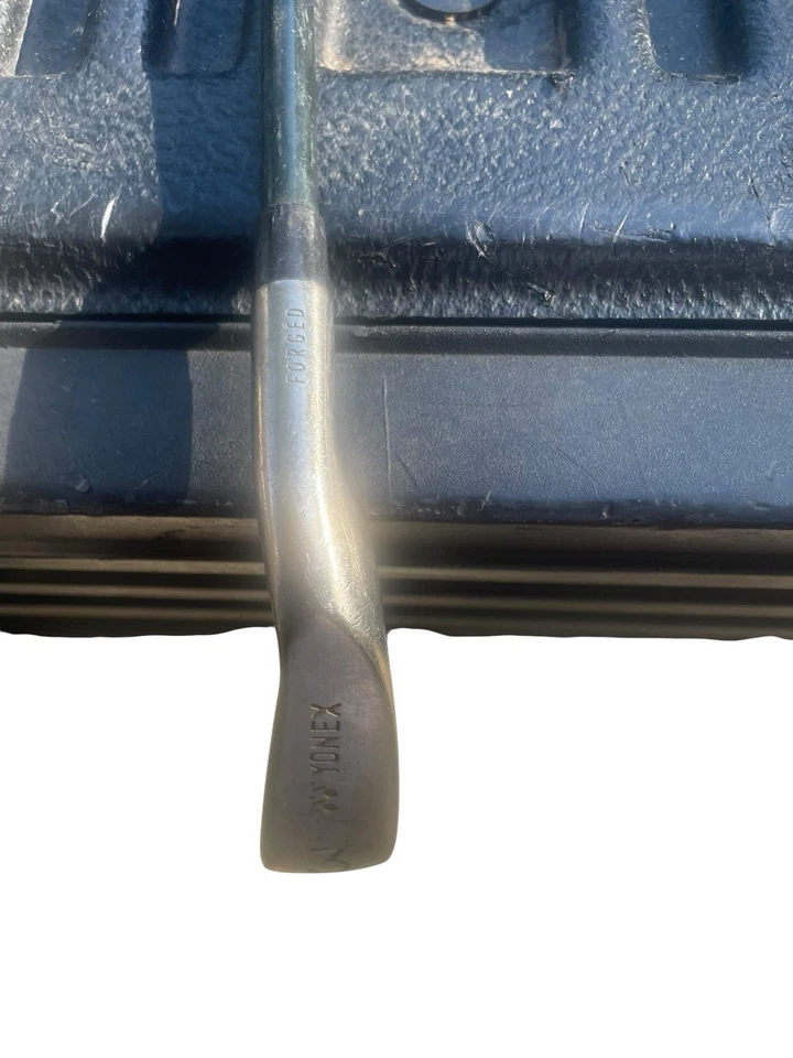 Hierro forjado Yonex Titan Pro 38,5 pulgadas mano derecha eje Yonex LSB 700 Foto 4 de 4