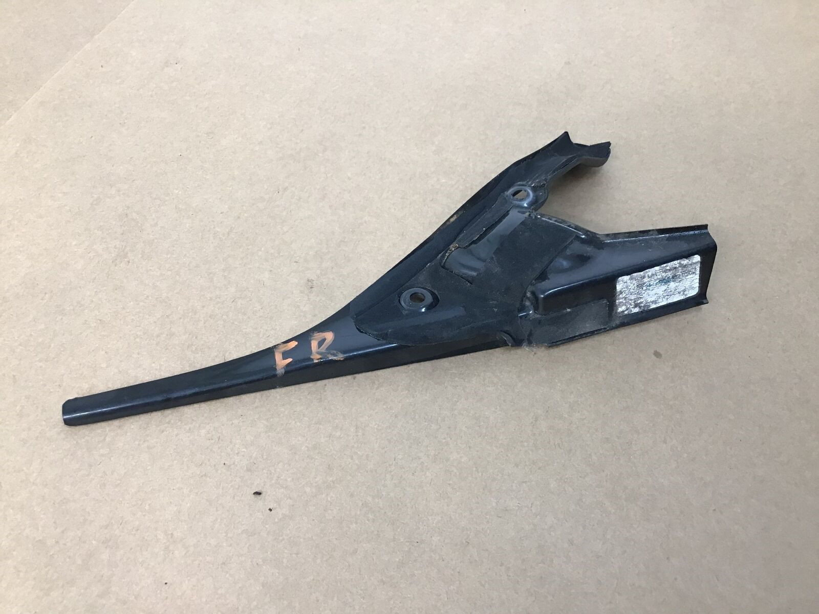 Aston Martin DB9 GT 2016 Front Right A Pillar Bracket Retainer Cover 13-16 ;:Y