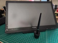 Used huion kamvas gt-191 19 inch Drawing tablet with pen and pen holder