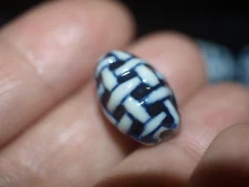 Vintage Blue White Porcelain Chinese Bead Basket Endless Knot 16mm Round Oval