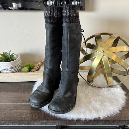 UGG AUSTRALIA SKYLAIR BLACK SUEDE KNIT 