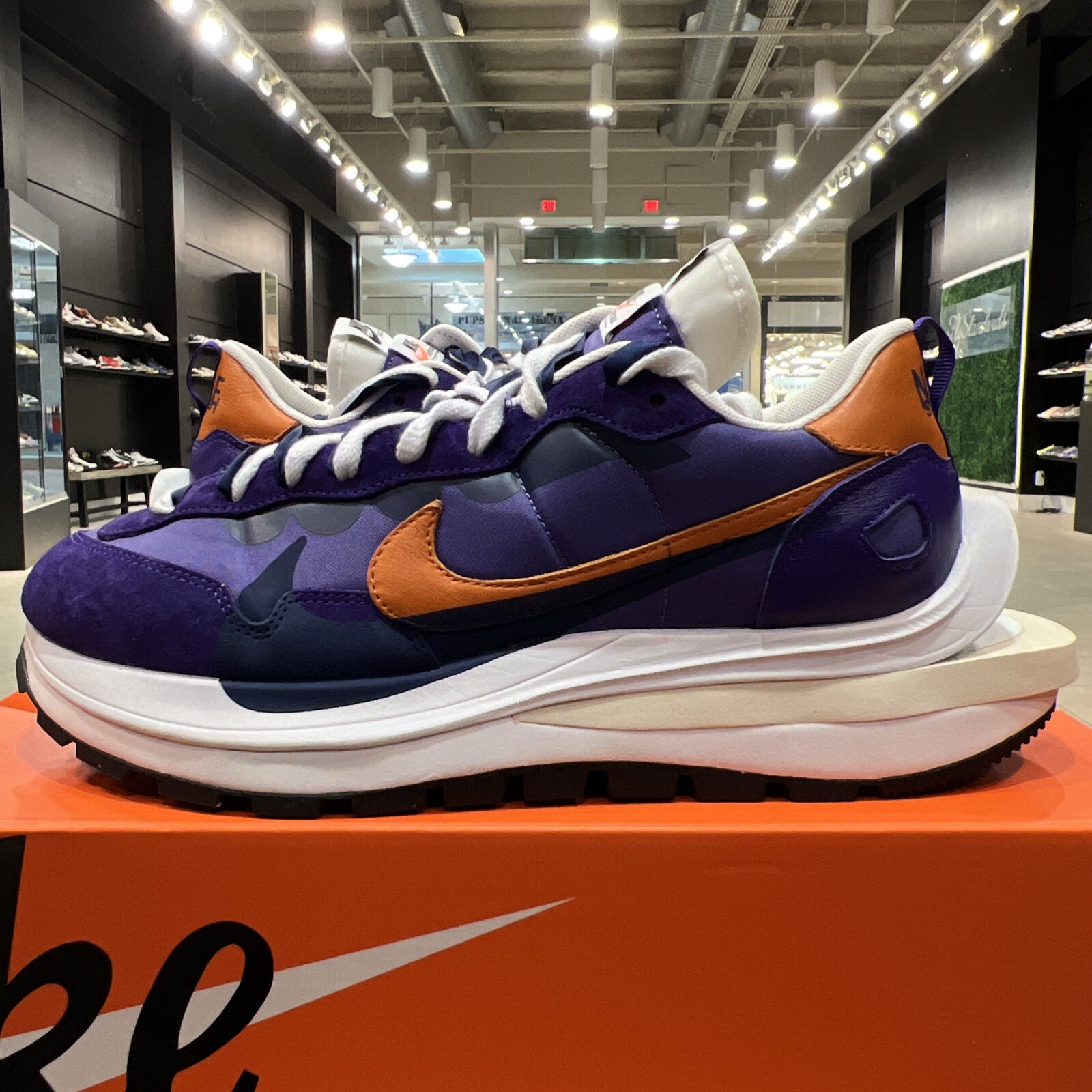 SACAI X NIKE Taglia 11 Nike sacai x VaporWaffle iris scura rara autentica