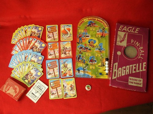 METTOY 1950 BOXED RIDERS OF THE RANGE BAGATELLE PIN BALL CARD GAME & PIN BADGE - Picture 1 of 13