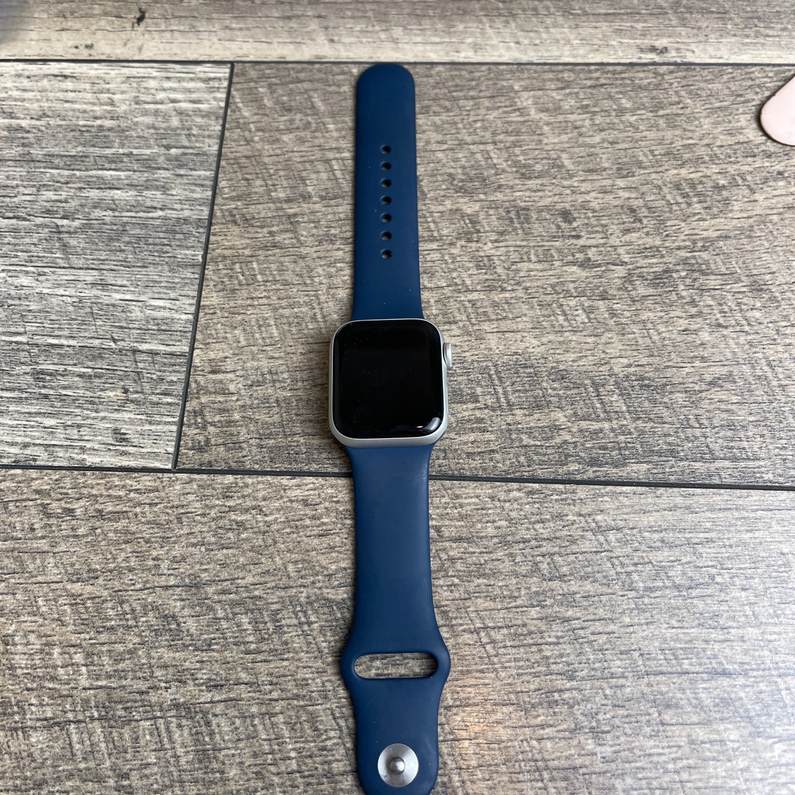 Apple Watch SE 40mm Blue Aluminum Case with Touchscreen & Heart Rate-image