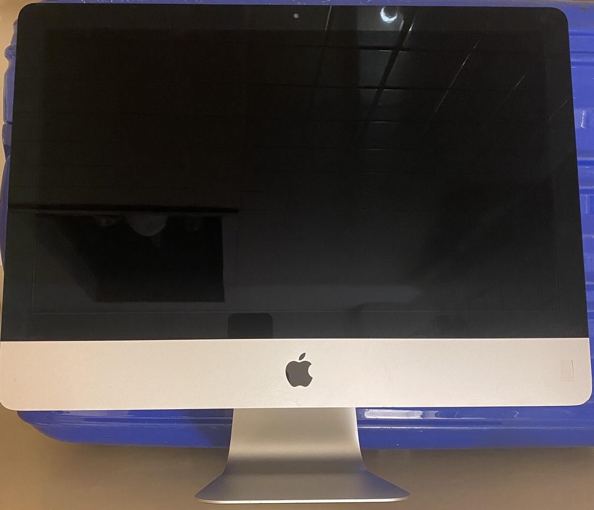Apple iMac A1418 シルバー 元箱付き Apple iMac A1418 21.5 inch (1TB, Intel Core i5 5th Gen