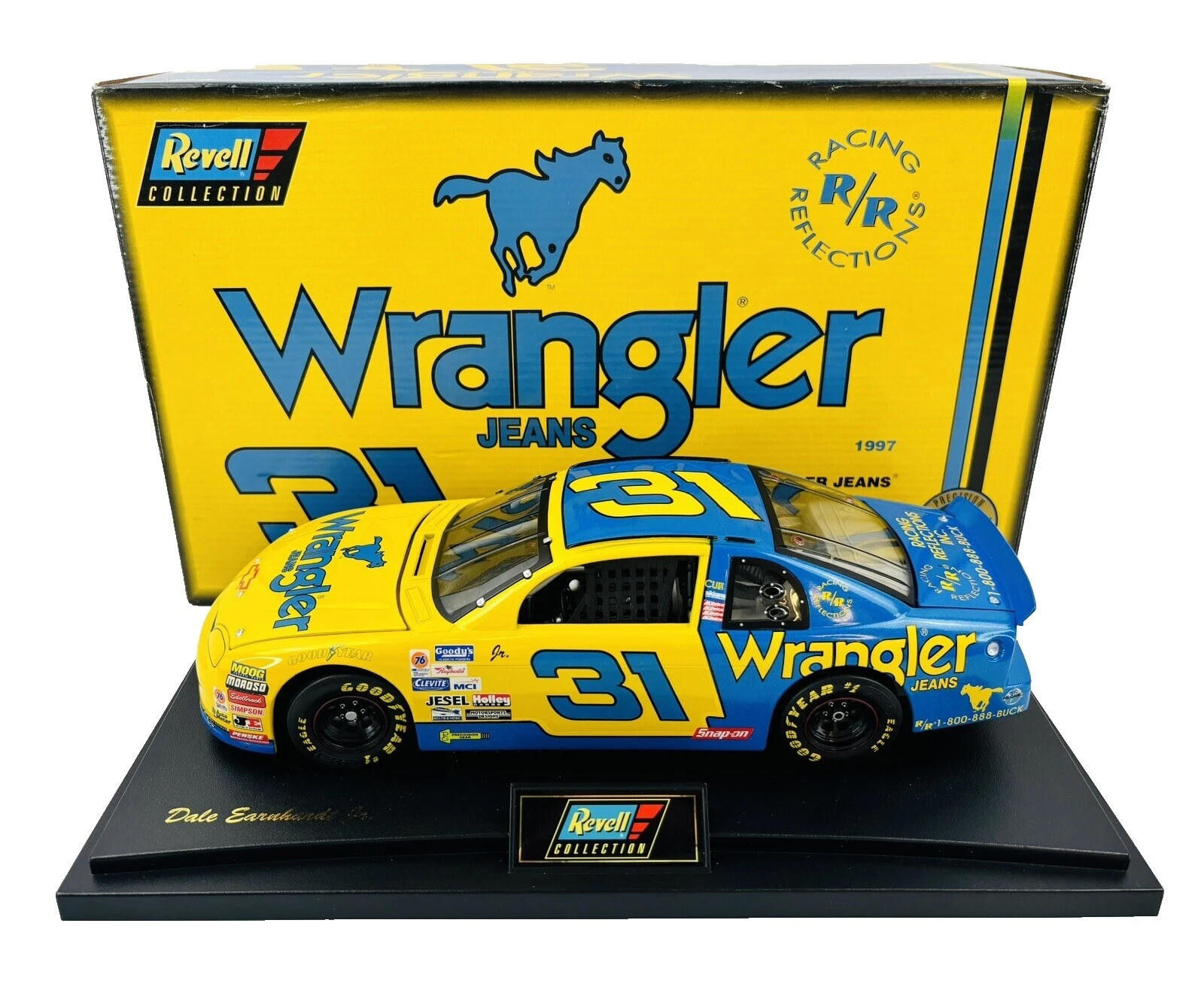 Revell 1:18 Diecast Racing Cars