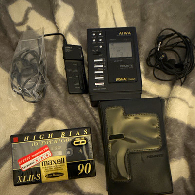 AIWA HS-JX101 AM/FM Kassettenspieler Digital Tuning Stereo Dolby Remote RC-103