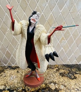 WDCC Disney 101 Dalmatians “Anita Daahling” Cruella DeVille Figurine COA + Box