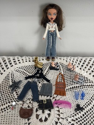 Y2K Brats MGM 2002 Yasmin Doll And Accessories 