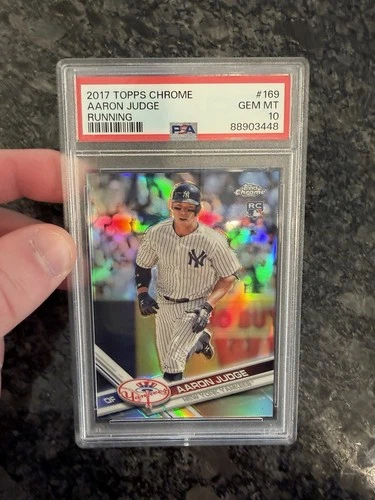 2017 TOPPS CHROME RUNNING #169 AARON JUDGE PSA 10 Rare SP Rookie Card RC