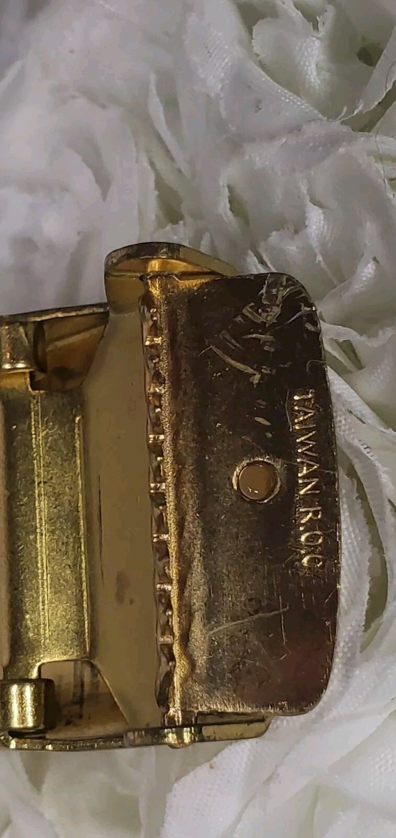 Vintage Ysl Yves Saint Laurent Small Brass Belt Buckle Gold Tone Vintage Yves Saint Laurent YSL Belt Buckle Gold Tone Green  main image 2