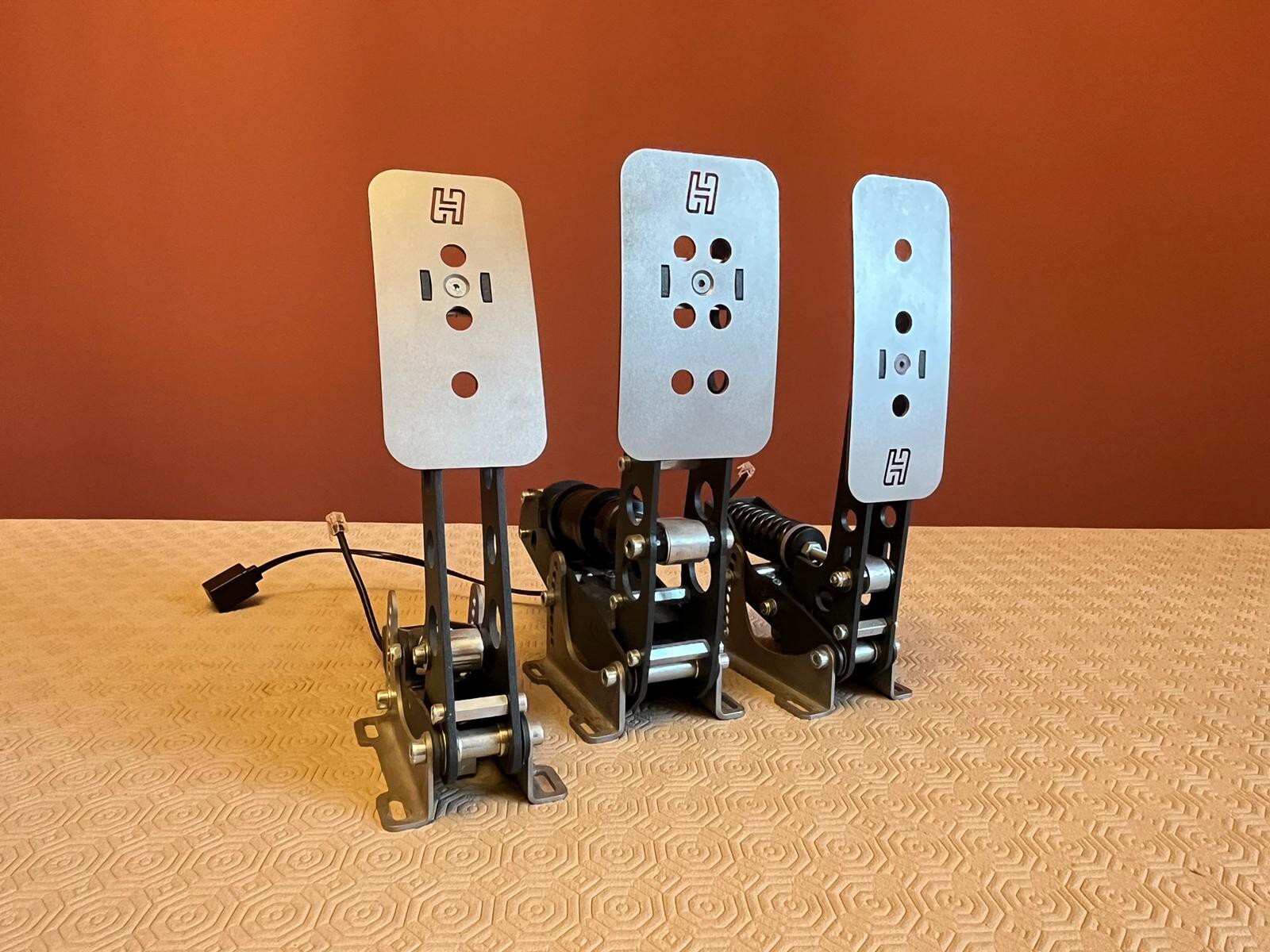 Heusinkveld Sim Racing Pedals Sprint, 3 Pedal Set, with original manual