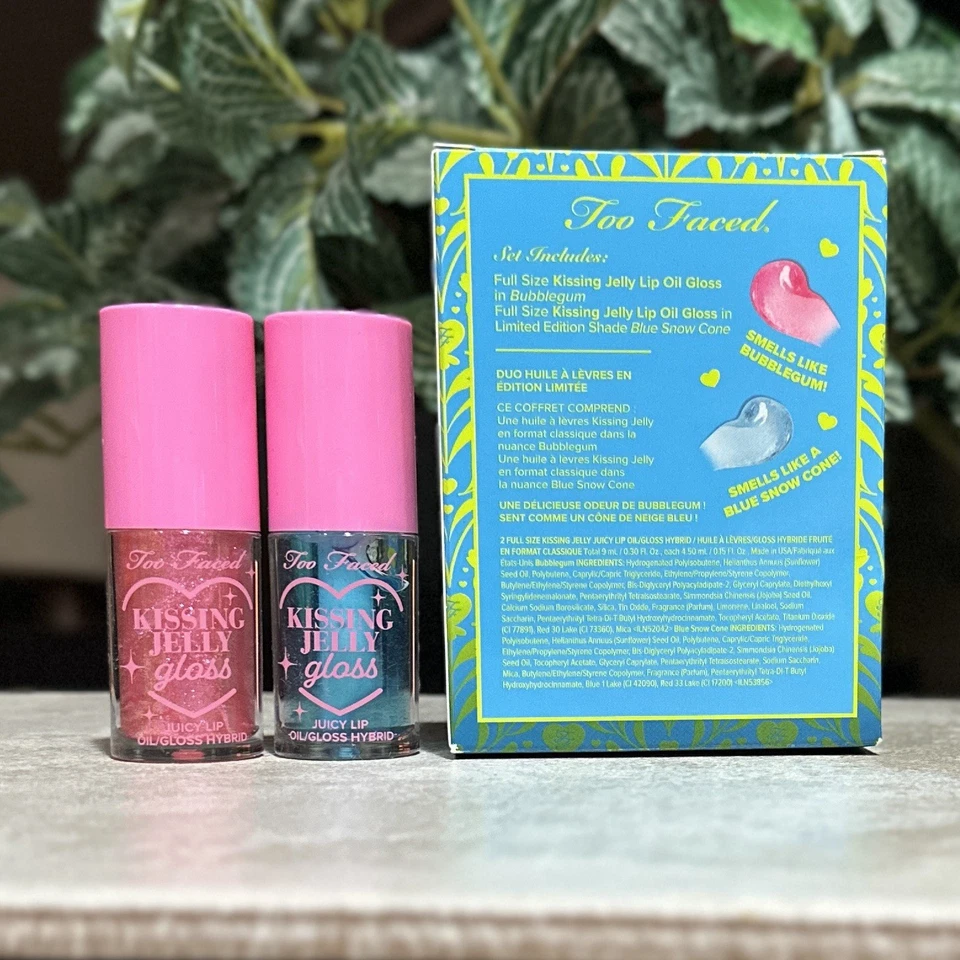 Too Faced Kissing Jelly Twice Upon A Time Brillo de Aceite de Labios Dúo Maquillaje Set de Regalo Foto 2 de 3