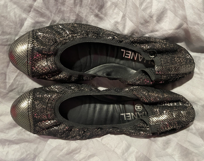 #ad CHANEL Women’s Ballet Flats US 7.5 Black Silver Metallic Cap Toe Slip On $250.00