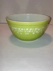 Lime Green Pyrex Bowl Spring Blossom Crazy Daisy Floral Design 402