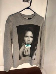 diamond crew neck