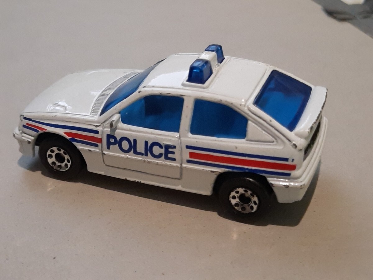 Opel Kadett GSi White Police Car Vauxhall Astra GTE Matchbox Rare