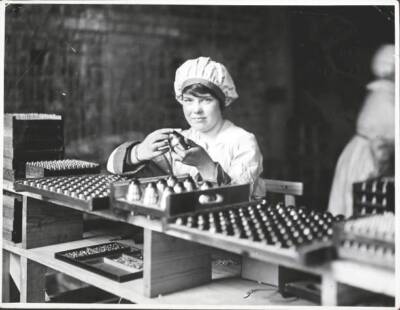 Female munition worker at the National Welfare Exhibition OLD PHOTO