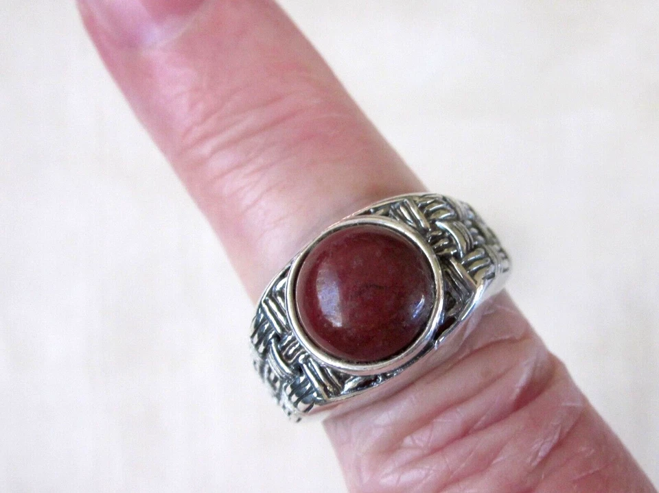 Мужское кольцо с красной яшмой / размер 11 / серебро 925 пробы / 2,5 карата 6,8 г - Изображение 2 из 4