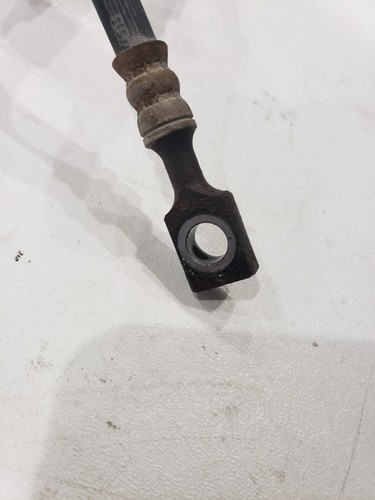 2010 Chevrolet Malibu front right brake hose oem - Picture 4 of 4