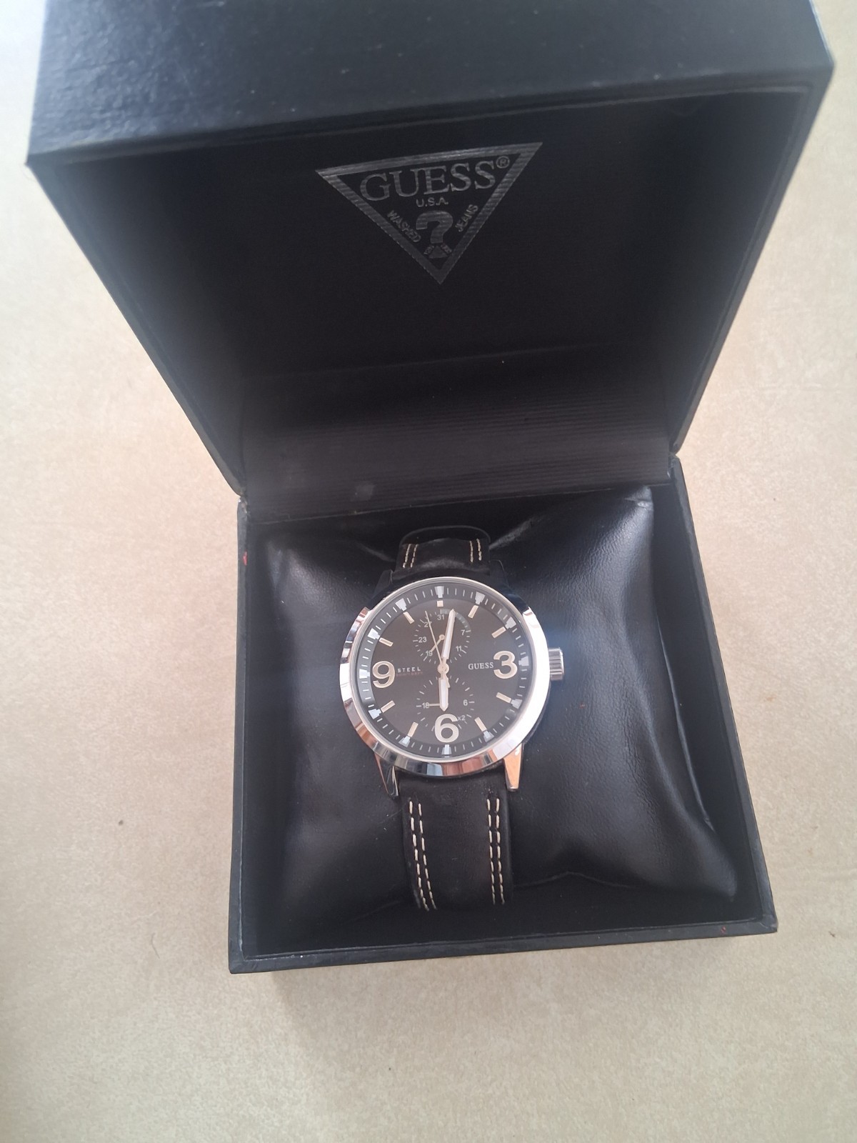 Guess Men's Multi-function Watch .model G86049G - image 1