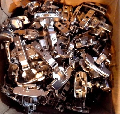 CASE of 50     Hettich     9071238/9071645   Sensys   &  M-Plate Soft Close NEW