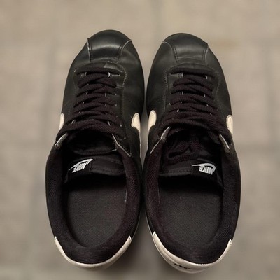 Men 9.0US Nike Black White Sneakers Cortez