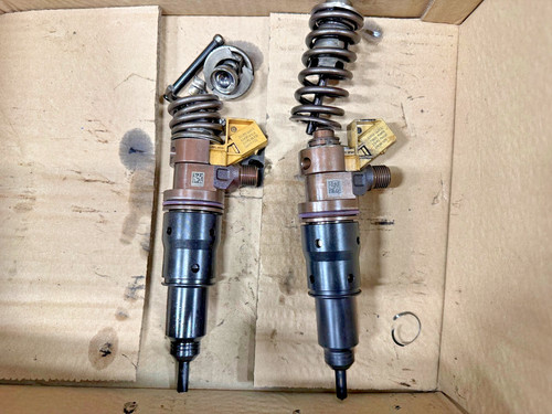 Volvo D13 two fuel injectors 22378579 for core or parts