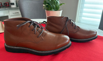 Men' Propet Findley Tan Full Grain Leather Chukka Boots Size 10 5E New Ret  $186