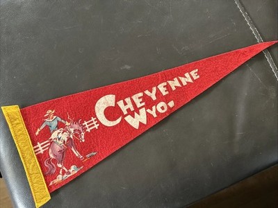 Vintage Cheyenne Wyoming Felt Pennant Rodeo Cowboy Steer Bucking Bronco 18 