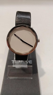 ISSEY MIYAKE TWELVE VJ20-0020 men Quartz White Black Watch Japan w/box - Rank B
