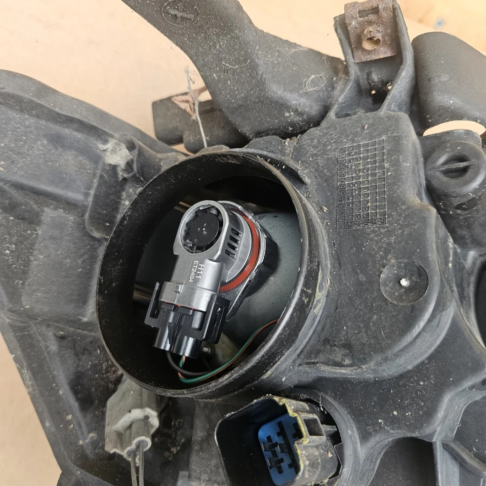 Lincoln MKZ Zephyr 2006 2007 2008 2009 OEM LED faro lado izquierdo del conductor LH Foto 3 de 4