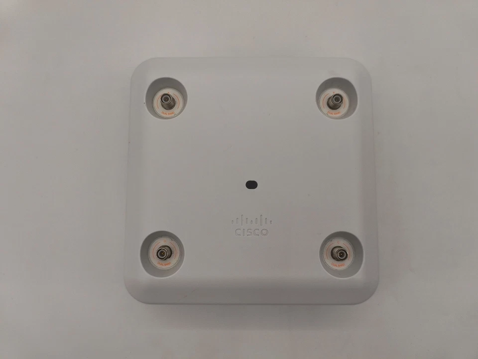 CISCO AERONET AIR-AP2802E-B-K9 802.11ac DUAL BAND ACCESS POINT W ADAPTER CORD - Image 4 of 4