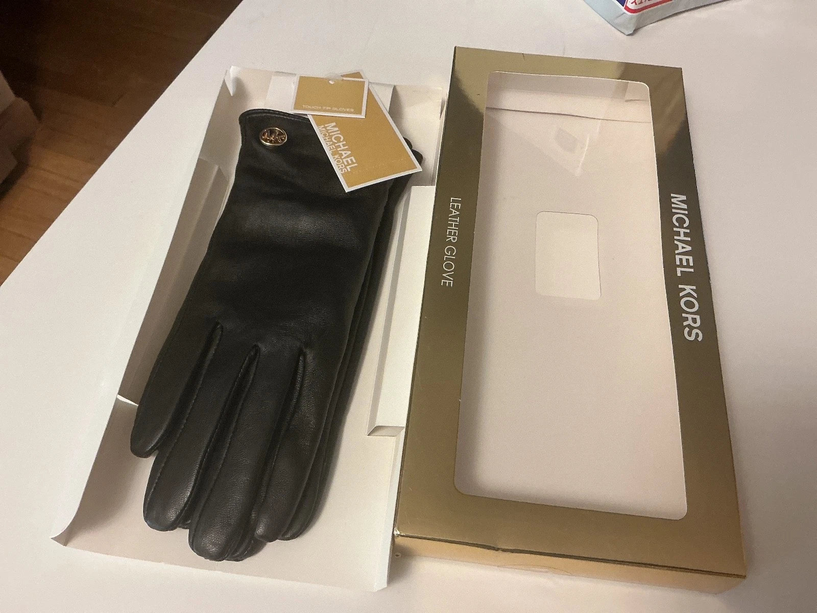 NEW MICHAEL KORS GENUINE LEATHER TOUCH TIP GLOVES SIZE S BLACK POLYESTER LINING