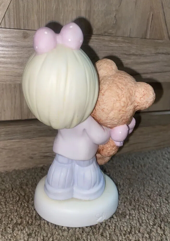 プレシャスモーメント　ブタさんと仲良し&大好きなくまさんと一緒 Precious Moments This Bears My Love For You Girl holding