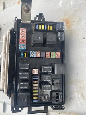 2007 dodge charger fuse for cigarette lighter 2006-2007 dodge charger front fuse box