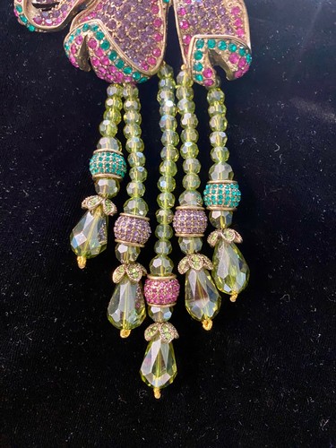 Heidi Daus inspired Calle Lily Beaded Necklace - Picture 6 of 9