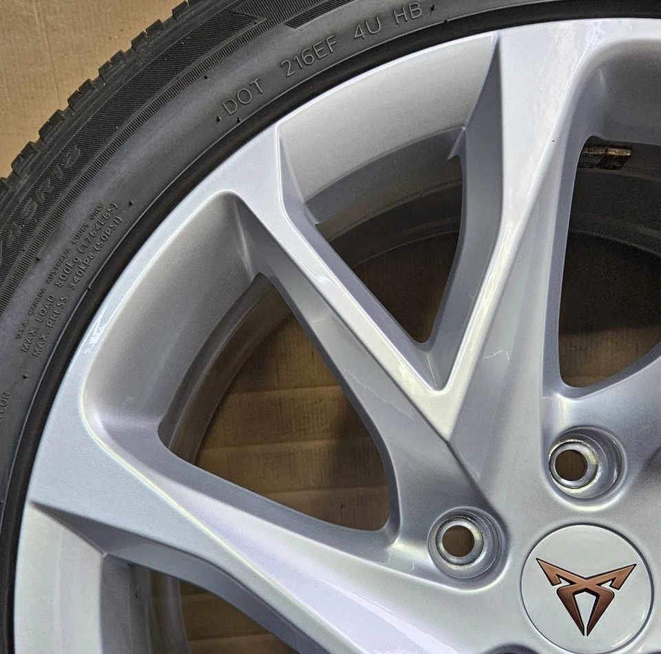 1 llanta de aluminio original Cupra Formentor 18 pulgadas 8x18 ET40 5FF601025C, 245/45 R18 5mm - Imagen 2 de 4