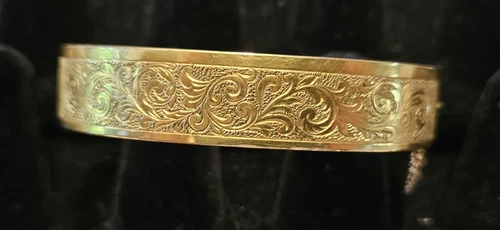 Vtg Antique Etched Bangle Bracelet Costume Jewelry Victorian Style Gold Color