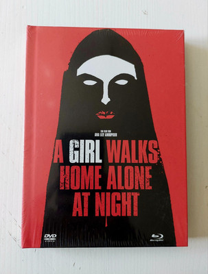 A Girl Walks Home Alone at Night [2-Disc Mediabook Edition] + Blu-ray + Booklet 