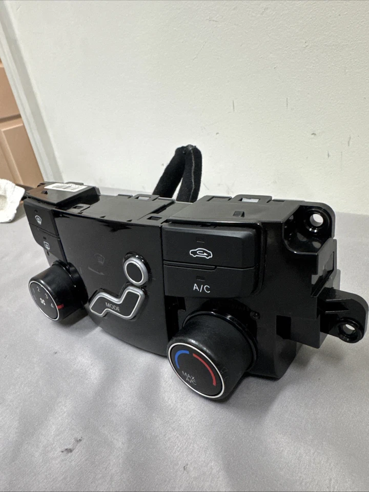 Interruptor de control climático temperatura calor aire acondicionado Hyundai Sonata 2012-2014 PN 97250-3Q001-BLH Foto 3 de 4